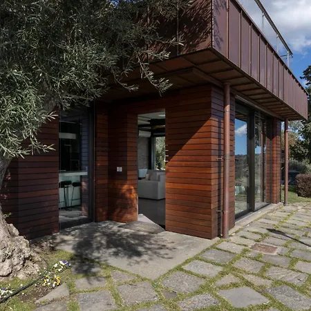 Scialaj Di Lusso Sull'etna Con Piscina E Vista Mare Ragalna