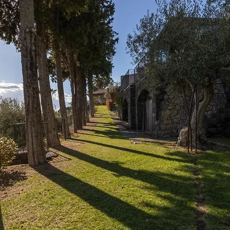 Scialaj Di Lusso Sull'etna Con Piscina E Vista Mare Vakantiehuis