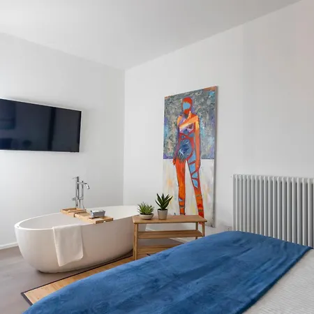 Scialaj Di Lusso Sull'etna Con Piscina E Vista Mare Vakantiehuis